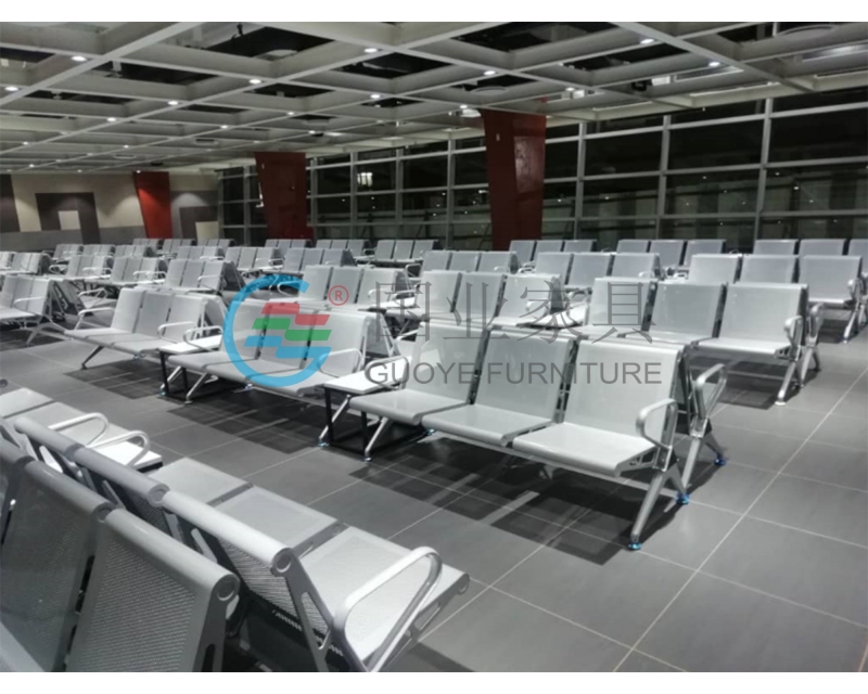 馬維拉機場