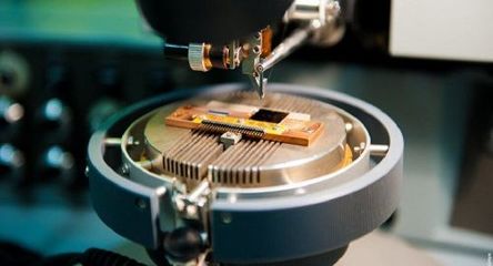 新材料突破 俄科學家研發出革命性電子專用材料，助力設備微型化與高速化
